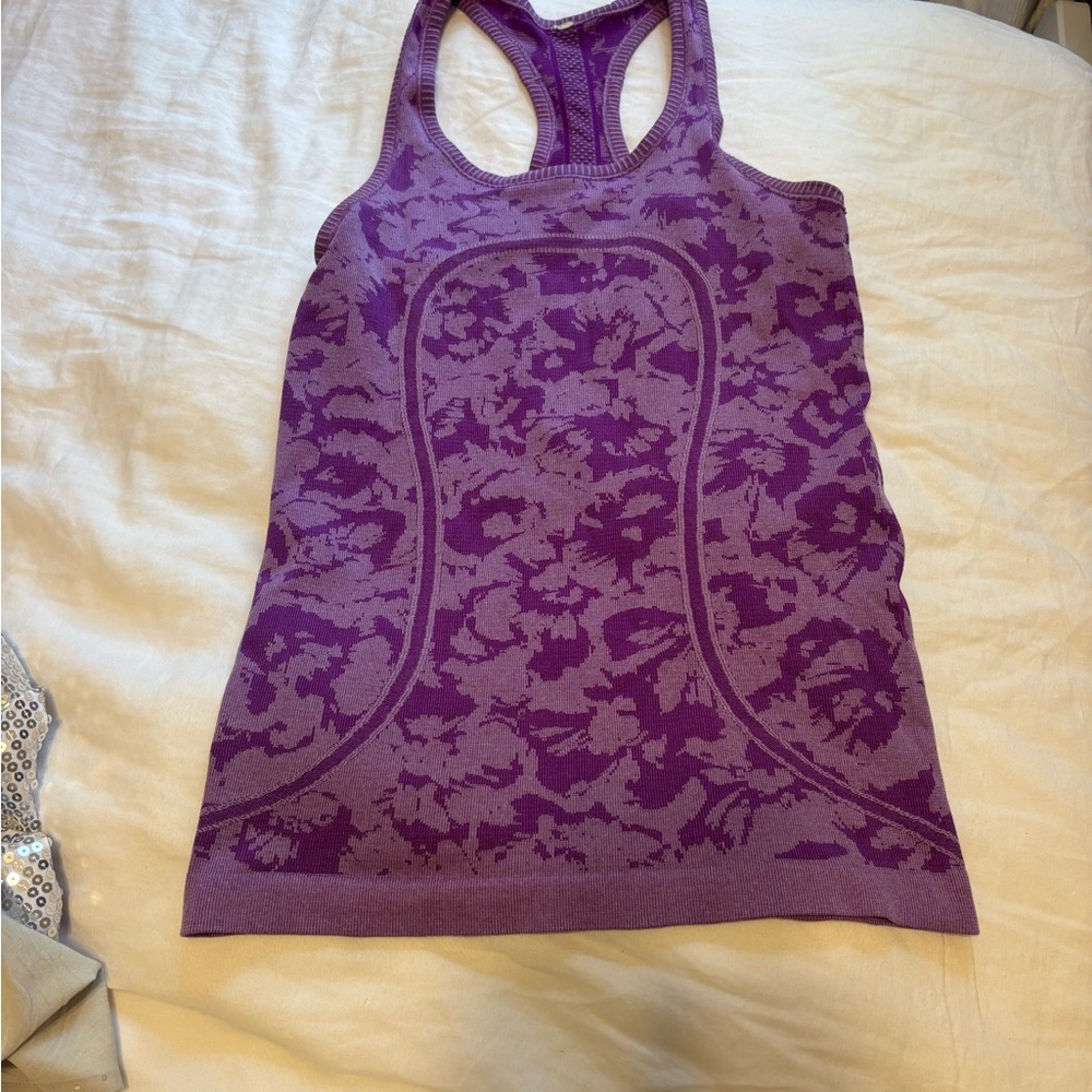 Lululemon Athletica Purple Patterned swiftly tech